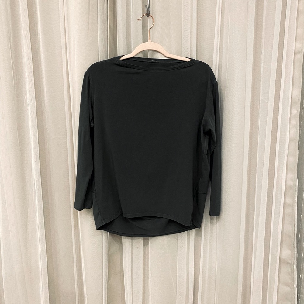 Lululemon Back In Action Shirt